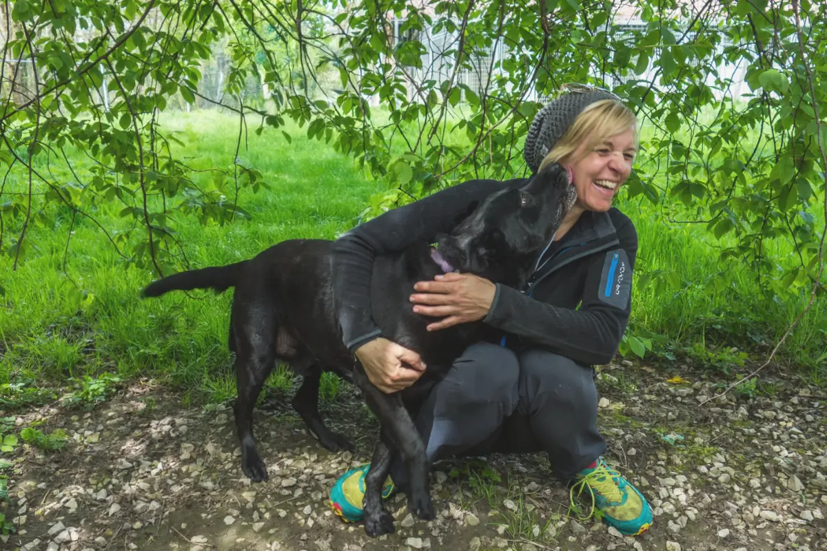 Daniela und Happy im Tierheim